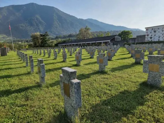 cimitero austo ungarico feltre_edited