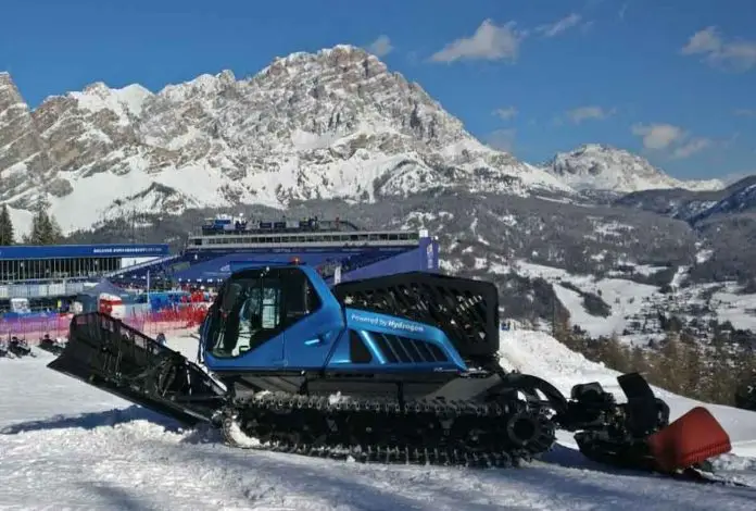 gatto battipista a idrogeno Leitwolf h2Motion cortina 2021_edited