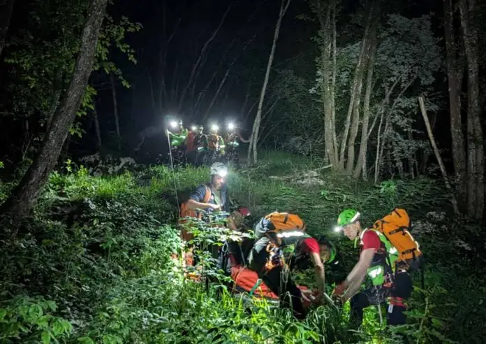 soccorso alpino notte_edited