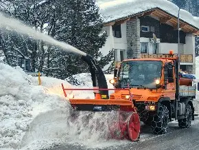 Unimog neve Zoldo Alto