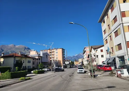 via Feltre dopo taglio alberi
