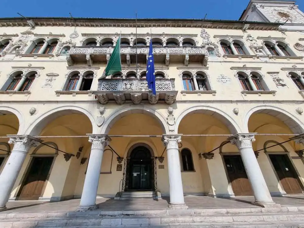 174mo Polizia di Stato, il Questore Della Rocca: “Un anno esaltante tra memoria e sfide olimpiche”