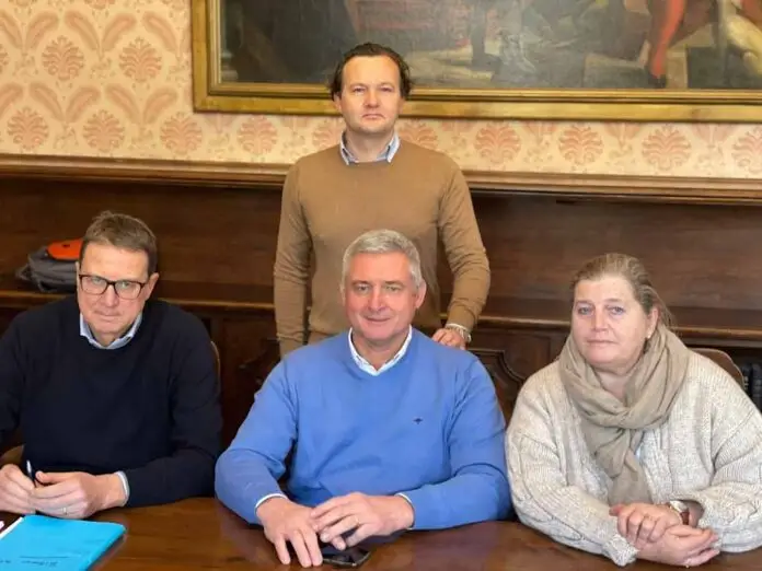 Gamba De Pellegrin Buttignon Bristot sindaco Oscar De Pellegrin, l’assessore al Bilancio e vicesindaco Paolo Gamba, l’assessora con delega allo Sportello per i Fondi nazionali ed europei Simonetta Buttignon e il consigliere, presidente della commissione bilancio, Simone Bristot
