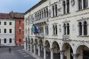 Palazzo dei Rettori sede della Prefettura