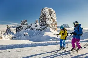 Cortinad'Ampezzo CinqueTorri foto Bandion
