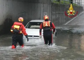 vigili del fuoco sottopassaggio polpet