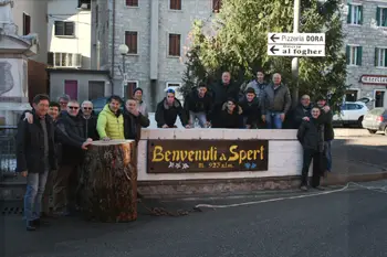 Ceppo Natale Spert 24 dic tutti in posa leggera