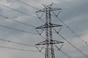 traliccio 380 kv