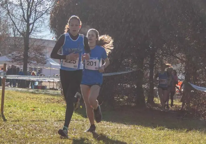 lucia turrin vincitrice corsa campestre CSI categoria Ragazze_edited