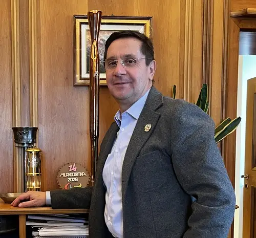 Gianluca Lorenzi sindaco di Cortina