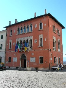 Palazzo Rosso, sede del Comune di Belluno