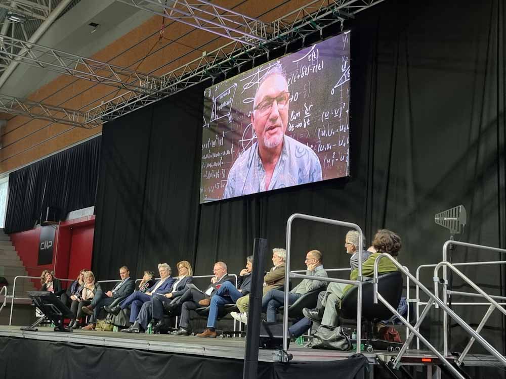 In 2500 al palazzetto di Bassano per il convegno “Pretendiamo verità e giustizia”