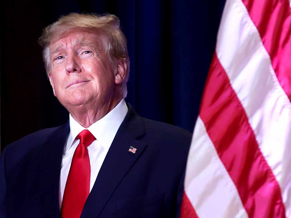 Trump e l’orologio delle Hawaii