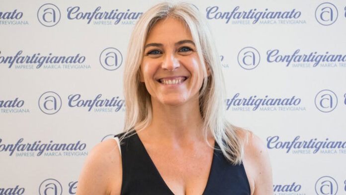 Dal 2020 è presidente del Comitato per l'imprenditoria femminile della Camera di Commercio di Treviso e Belluno, del quale è componente dal 2013 in rappresentanza di Confartigianato Imprese Marca Trevigiana.