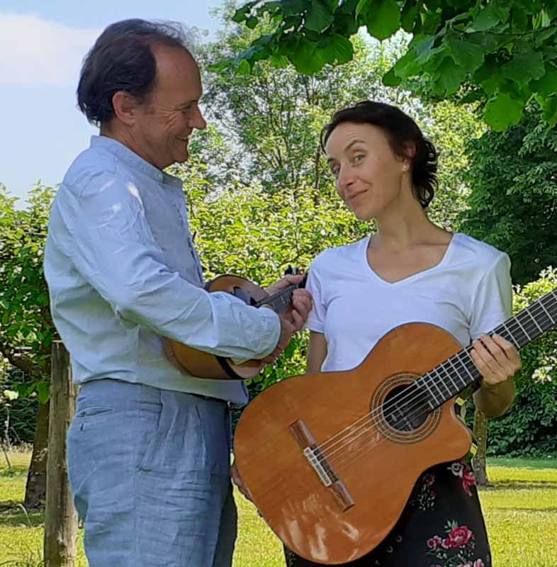 Musica dai due Golfi: Napoli e Venezia. Giovedì a Perarolo con Bepi Santuzzo e Pina Sabatini