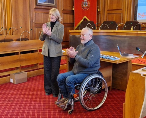 Cortina per Tutti: presentata la Guida all’Ospitalità Accessibile e il percorso di accessibilità oltre il 2026