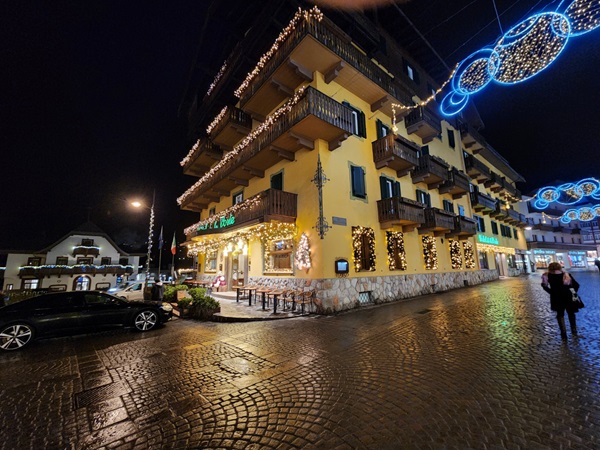 Milano-Cortina 2026. Dodici telecamere, due a Cortina, che proiettano le bellezze dei territori in tutto il mondo