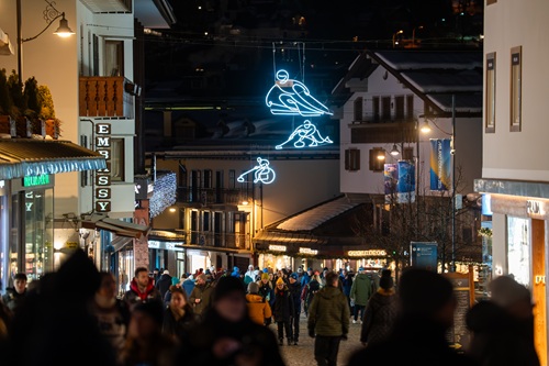 Cortina si veste a festa: il cuore della città batte per la chiusura dei Giochi Paralimpici