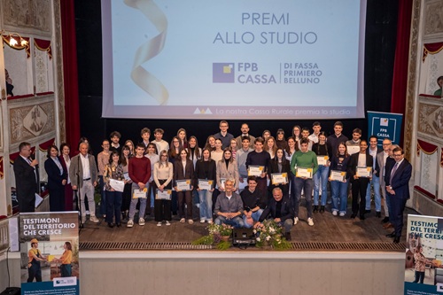 Al teatro de La Sena di Feltre studenti meritevoli premiati da FPB Cassa